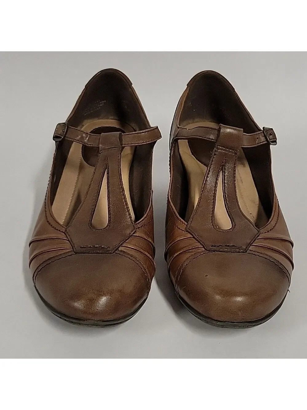 Women's Earth Wanderlust Retro Flapper Light/Dark Brown Leather Heels, Size 12B